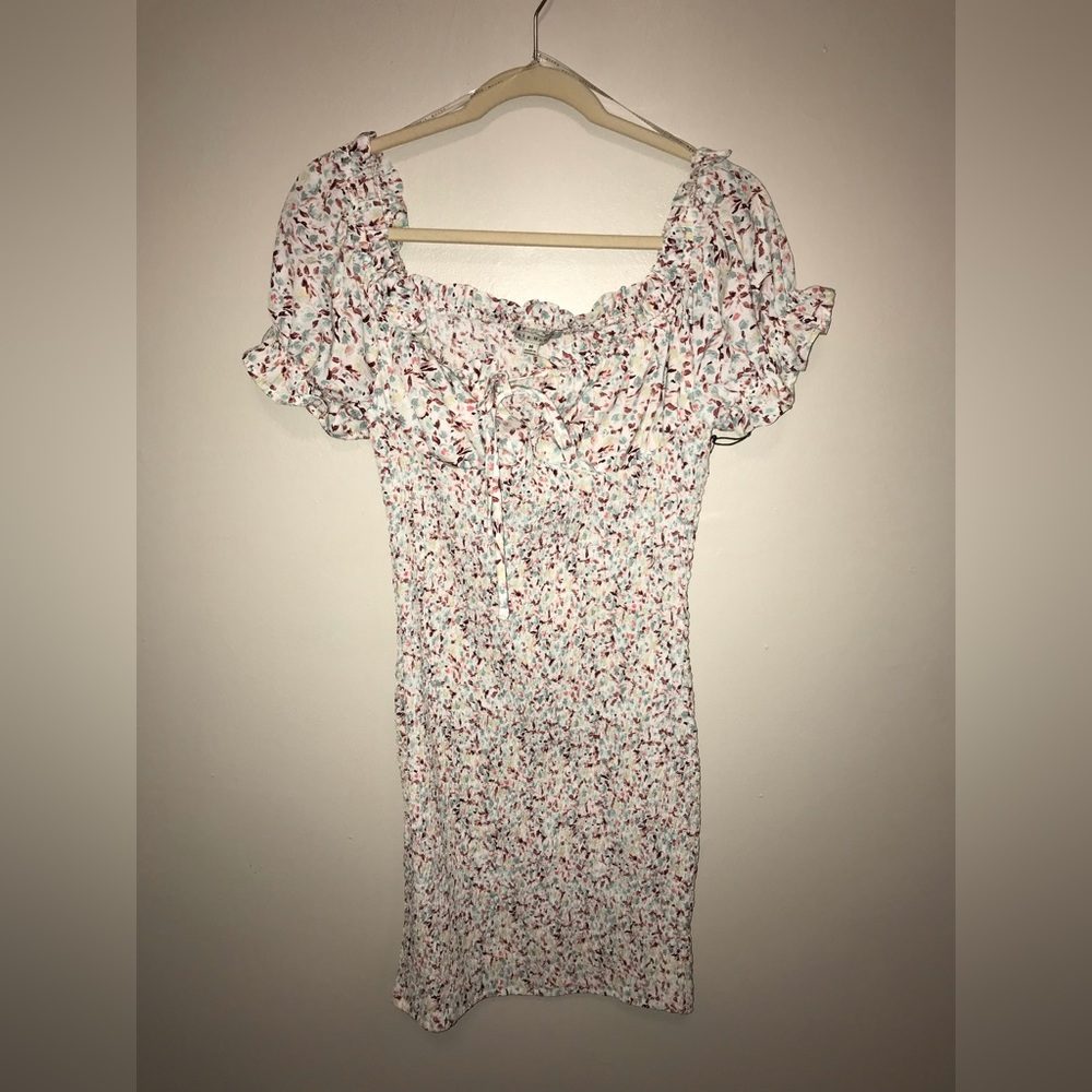 White floral body con dress